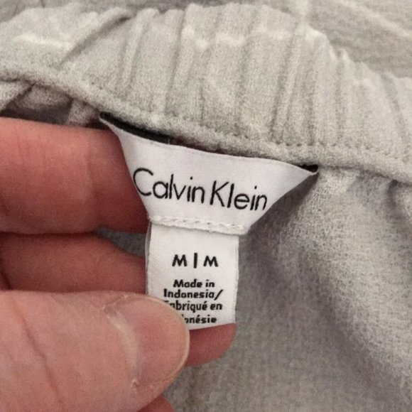 CALVIN KLEIN Women Print Texturized Pull On Dress Shorts | M - Picture 9 of 11